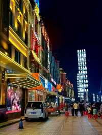 Seaside Chill and City Surprises
