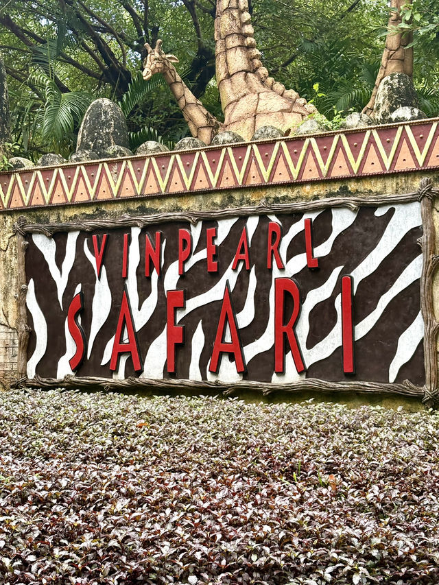 富國島珍珠野生動物園-近距離觀察猛獸，與可愛動物互動餵食