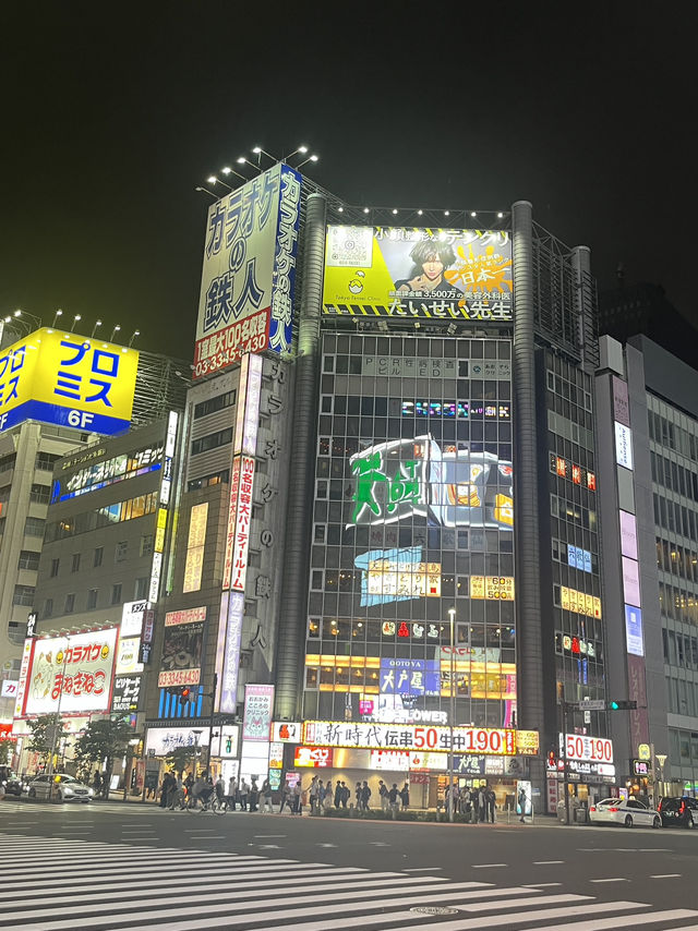🌃 Lights, Chaos, and Ramen—Welcome to Kabukicho Ichiban-Gai, Tokyo