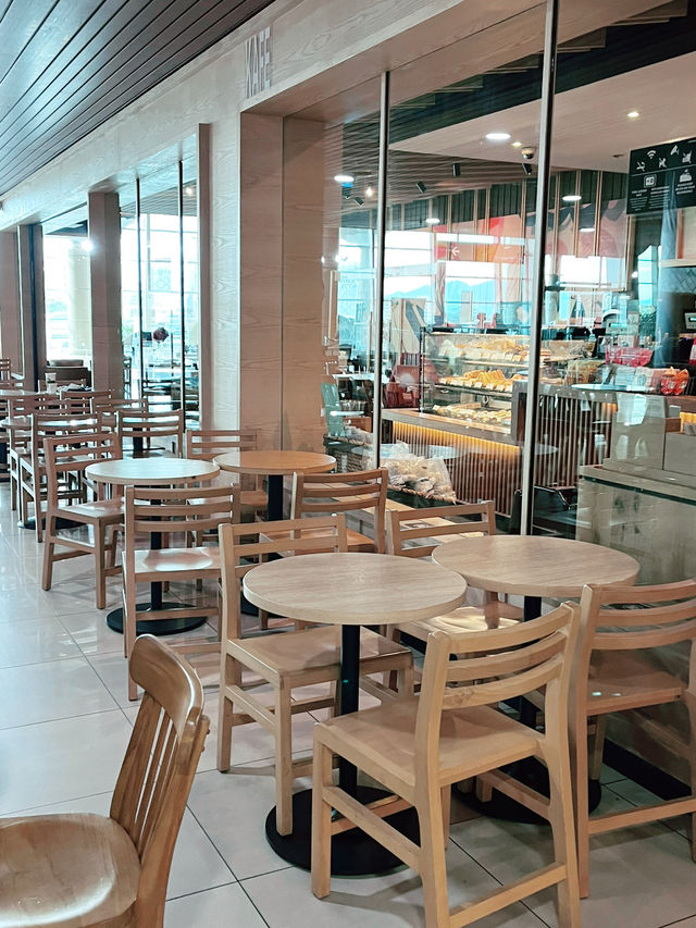 Starbucks: Perfect Spot to Relax with Great Coffee