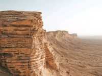Edge Of The World, Saudi Arabia: Ideal For Hiking!