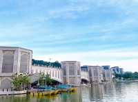 Putra Bridge: The Timeless Gateway of Putrajaya