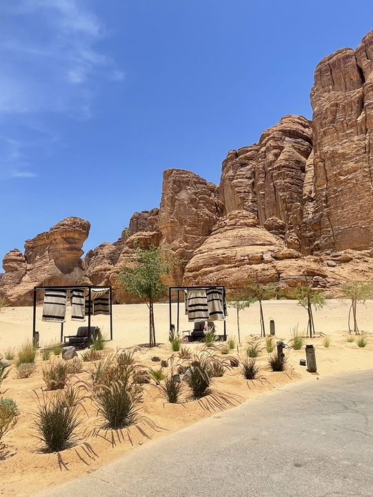 【サウジアラビア】一生に一度は行きたい絶景ホテル🥹‼️