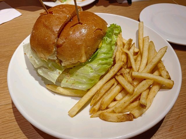 新莊宏匯，TGI FRIDAYS星期五美式餐廳