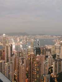 ชมวิวพระอาทิตย์ตกดินที่ Victoria Peak, Hongkong 🌄