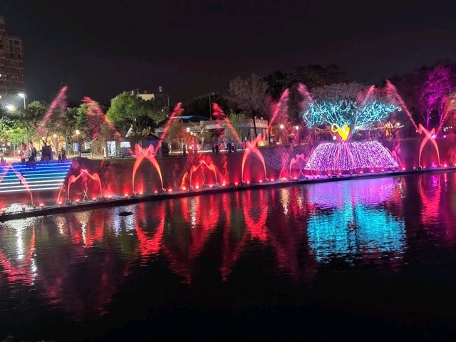 南台灣最繽紛的夜間盛會#屏東燈節（復興公園燈區）-屏東縣屏東市