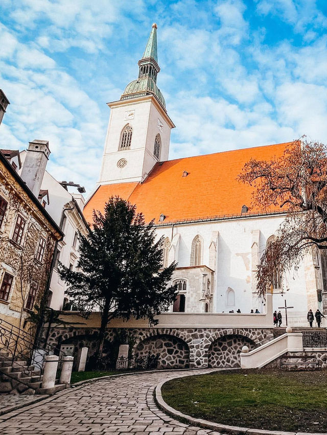 Discovering St Martin’s Cathedral in Bratislava