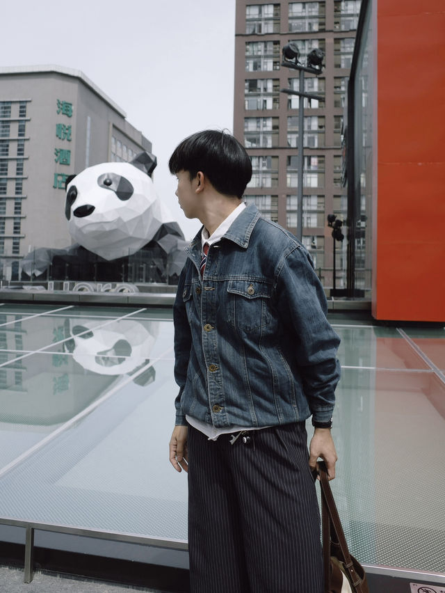🐼 Chengdu IFS มุมแพนด้าปีนตึกสุดฮอตของเฉิงตู!