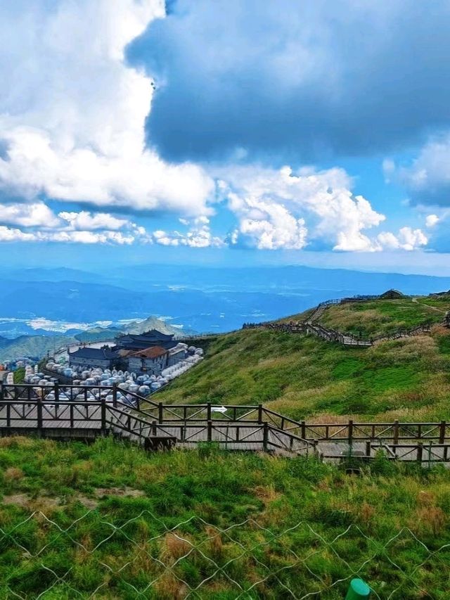 Mountains Await⛰️