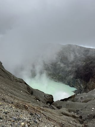 Located in Aso City, Kumamoto Prefecture, Aso Geopark is an excellent choice for experiencing the powerful force of volcanoes and exploring the wonders of the world's natural landscape. It features a rare active crater, surrounded by lush grasslands and majestic mountains, allowing visitors to admire spectacular mountain scenery and unique rock formations up close. At the entrance of the Aso Volcano Museum, there's a popular Kumamon statue, a must-see photo spot that families and nature enthusiasts alike will love!

Recommended Itinerary: First, it's recommended to visit the Aso Volcano Museum to learn about the geological background of the volcano. The museum has a wealth of exhibits explaining the history of volcanic eruptions and geological evolution, as well as interactive models suitable for families. After taking photos with the Kumamon statue, you can slowly hike up the mountain along the designated trails, watching the clouds and mist swirl around the valleys. On a clear day, you can even enjoy a stunning panoramic view of the crater, a truly breathtaking experience.

Must-Do Activities & Photo Spots:

1. Aso Crater View: Hiking on a clear day offers a clear view of the active crater in the distance, making it the geopark's biggest attraction. However, in cloudy or foggy weather, the crater may be obscured by mist, so it's advisable to leave your itinerary flexible.

2. Take a photo with the Kumamon statue: The adorable Kumamon statue at the museum entrance is a must-see to prove you were there.

3. Stroll through the mountains and grasslands: The geopark is surrounded by grasslands, which are even more vibrant in good weather. Take a walk and appreciate the natural beauty of Aso.

4. Volcano-themed souvenir shop: The museum offers various geological-themed items and local souvenirs.

Tips & Precautions:

- Weather greatly affects visibility: It's recommended to check the weather forecast and only go up the mountain on clear days. Confirm the visibility at the summit before planning your crater viewing trip, as there's a chance of complete fog obscuring the view.

- Clothing recommendations: Mountain weather is changeable, so remember to bring a jacket and windproof and rain gear. Even in summer, it can be cool in the mornings and evenings.

- Transportation is convenient: Driving is the most convenient option from Aso City. Parking is available in the park. Some bus services also reach the area, catering to different traveler needs. - Safety Note: The crater may be subject to restrictions due to volcanic activity or smoke. Please pay attention to on-site signs and do not attempt to enter if it is closed.

Summary: Aso Geopark is definitely a top choice for experiencing Japan's magnificent nature, especially the breathtaking volcanic scenery on a clear day. Take photos with Kumamon, visit museums, and admire the mountains and grasslands for a unique Kyushu experience. We recommend flexibly planning your itinerary and adjusting the timing of your crater viewing according to the weather to create unforgettable memories!

Topics: #AsoGeopark #KumamotoCityVisits #VolcanicSpectacle #JapaneseNaturalScenery #FamilyTripAso