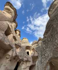 HORSERIDING IN CAPPADOCIA, WHAT AN EPIC TRAVEL MOMENT!