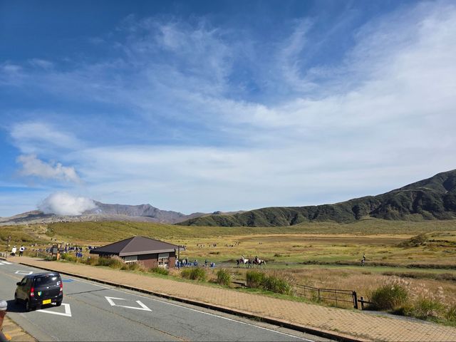 壯闊草千里高原 壯闊草千里高原