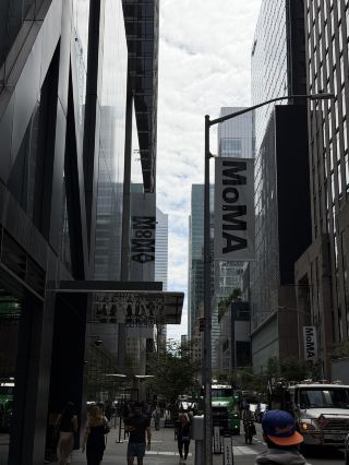 直面梵谷星夜與融化時鐘！紐約 MoMA 現代藝術聖殿，頂層逆向動線與避坑攻略