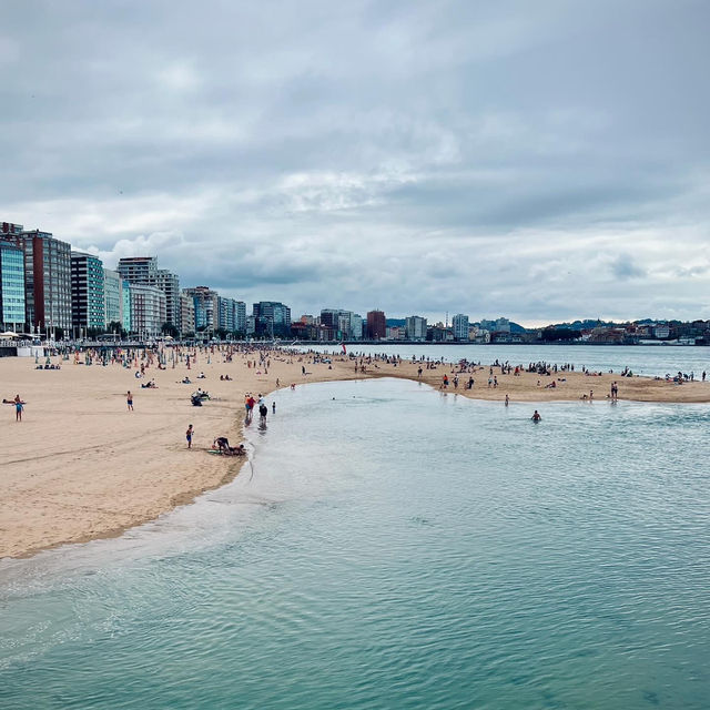 Nice little city Gijon 🇪🇸