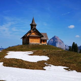 The Stoos Mountain Experience: Hiking to New Heights