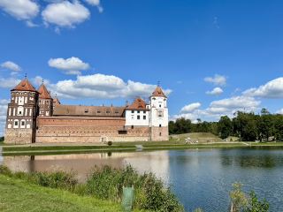 Hidden gems near Minsk: Mir and Nesvizh Castles
