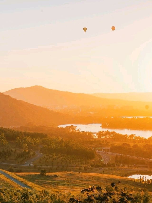 🌿 Discover Canberra: Nature, Adventure & Culture Await! 🎈