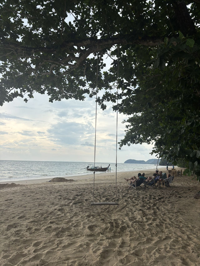 Best Hotel in Koh Jum