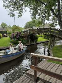  【オランダ、ヒートホールン（Giethoorn）】オランダのヴェネツィアでボートツアーと散歩