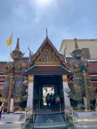 Bangkok’s Grand Palace: Where Gold Glitters and Legends Live