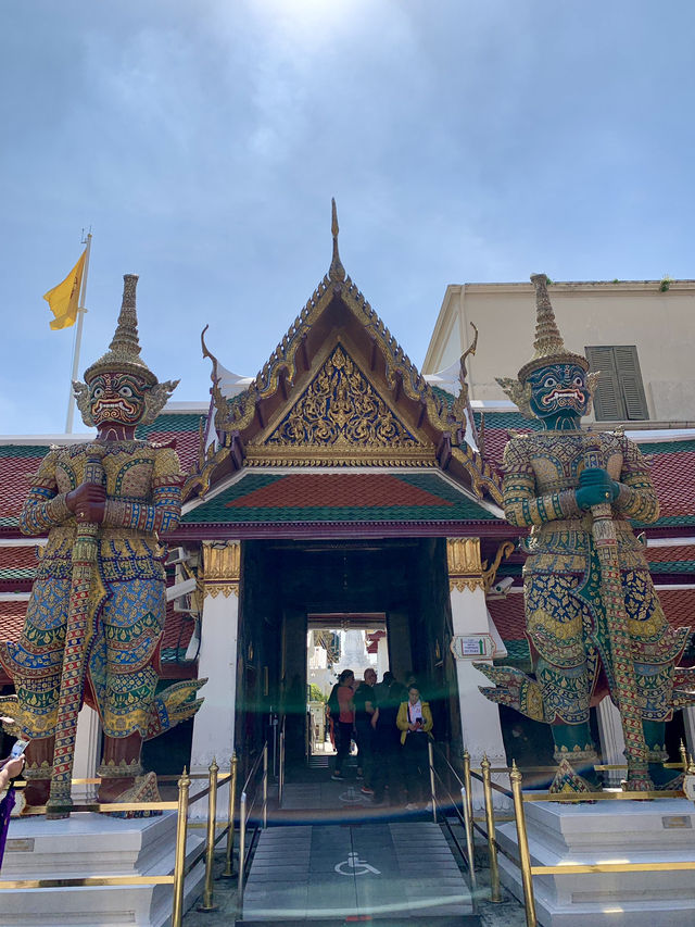 Bangkok’s Grand Palace: Where Gold Glitters and Legends Live