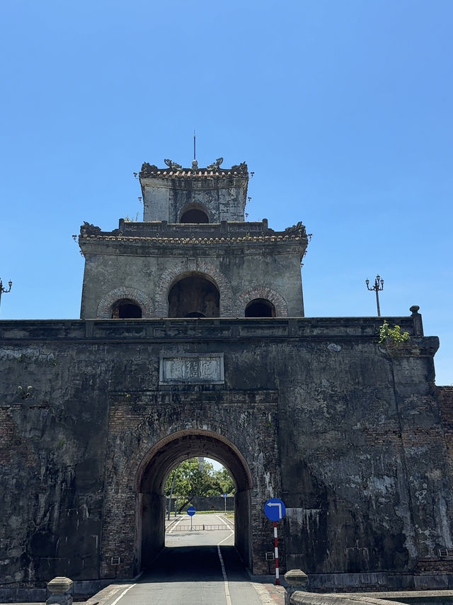 1 Night in Huế for Under $100: Royal History, Local Life & River Views