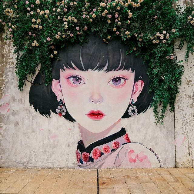 🎨 Hechai 1972: Industrial Walls Turned Canvases in Hefei 🏭