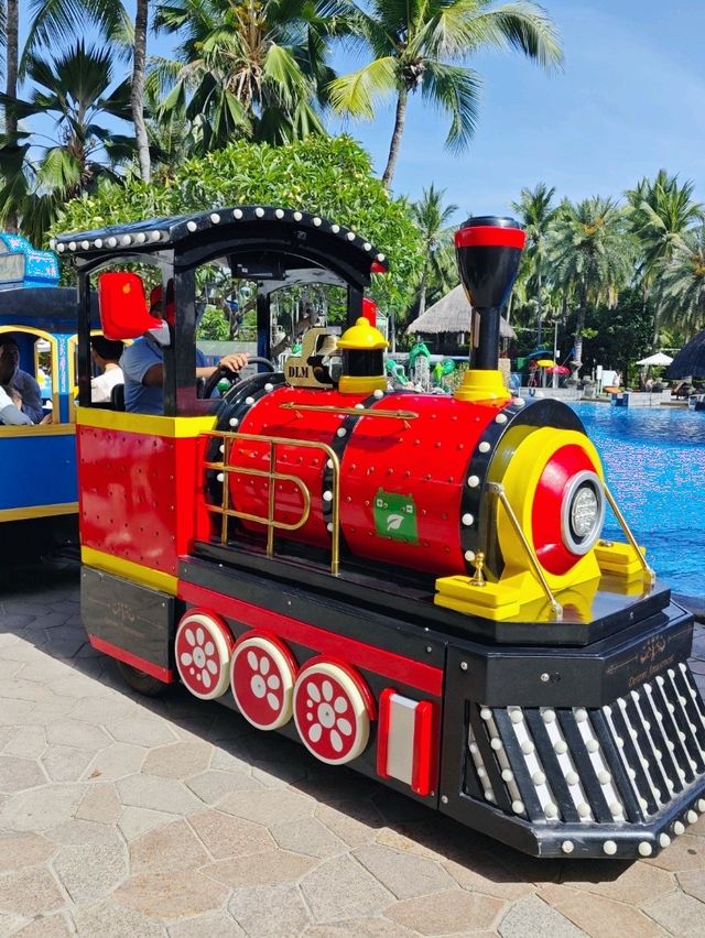 Почему в моем детстве такого не было? Море развлечений в отеле Holiday Inn Resort Sanya Bay 🎉