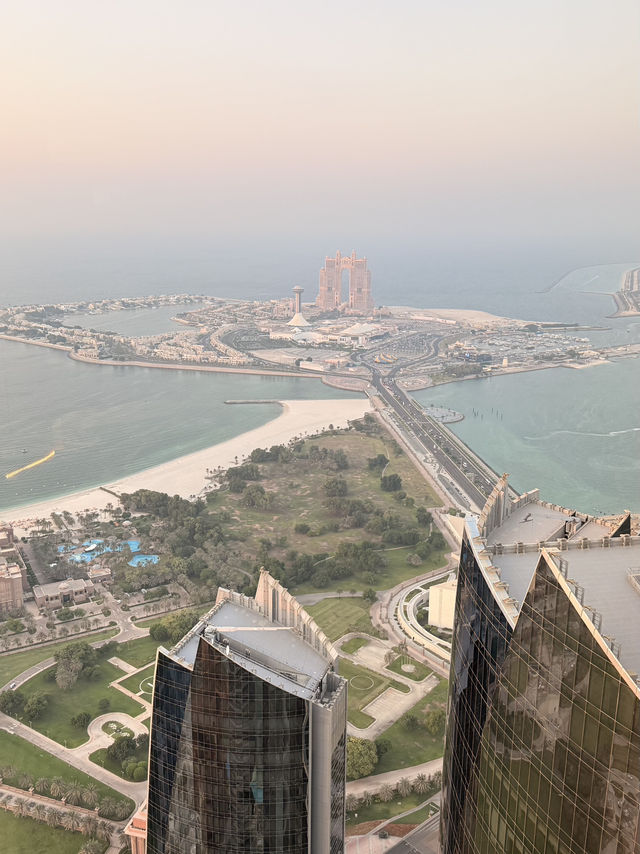 Abu Dhabi Moments🌴 Abu Dhabi Moments🌴