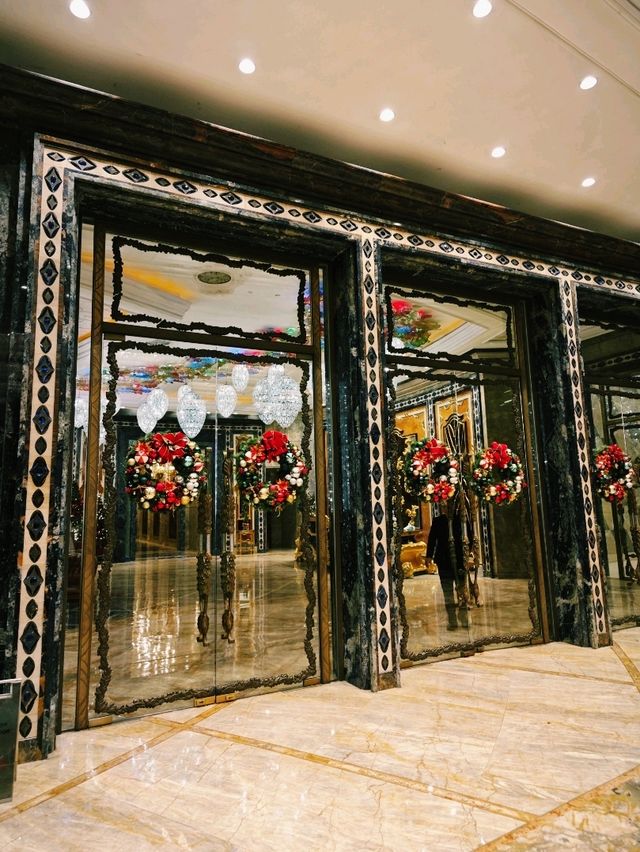 A Christmas miracle at The Reverie Saigon 🎄✨ A Christmas miracle at The Reverie Saigon 🎄✨