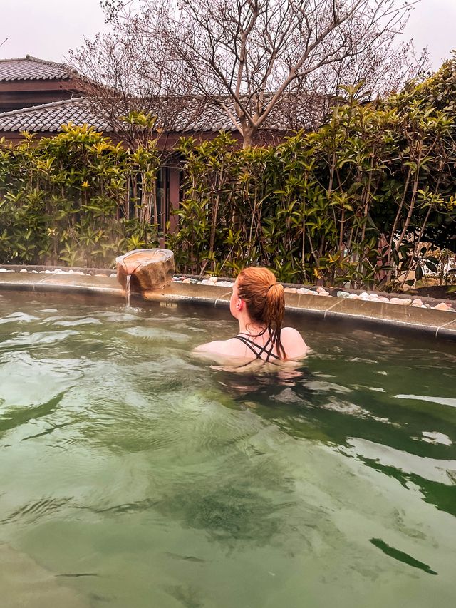 A Remedy to the Cold: Huadu Hotspring