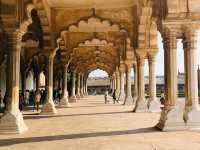A Must Visit Fort in Agra 🇮🇳
