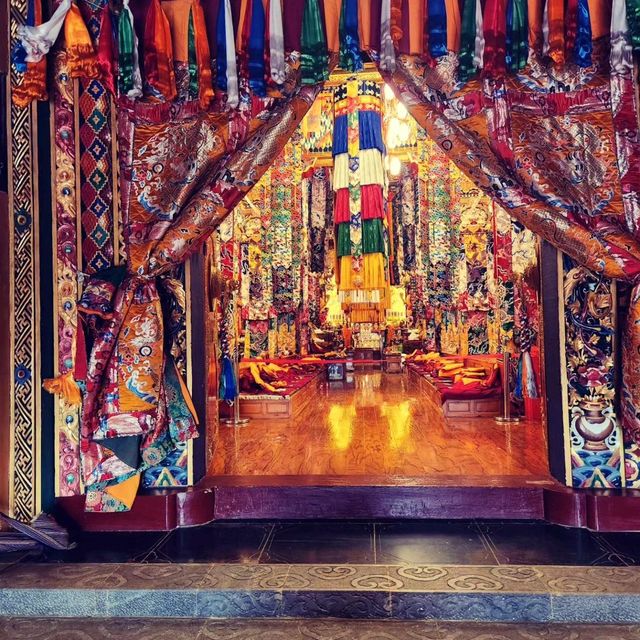 Songzanlin Monastery：Scared Splendor