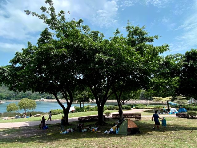 Dixin Lake picnic time!