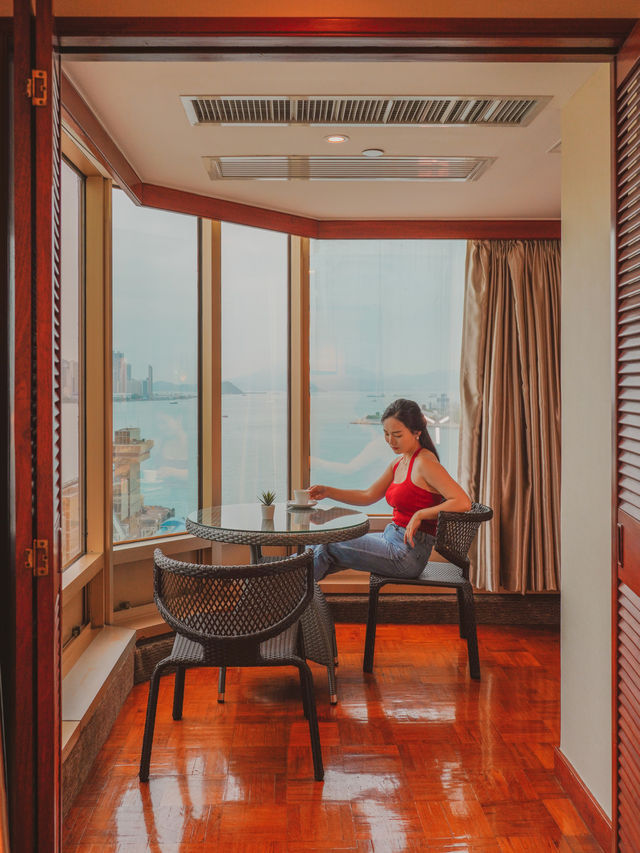3 years later, I went to Hong Kong for the first time and finally took some Hong Kong-style photos!