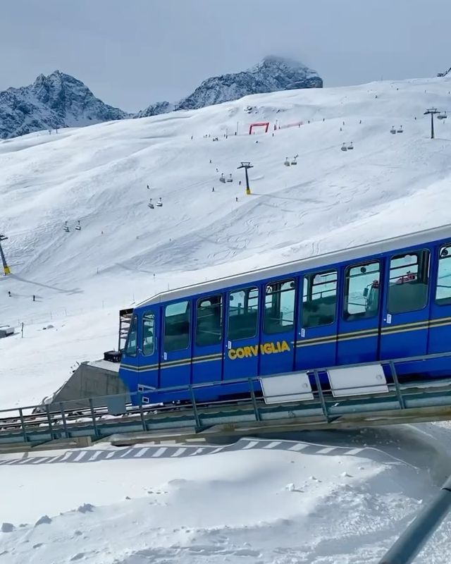 A Winter Wonderland in St. Moritz, Switzerland ❄️🏔️