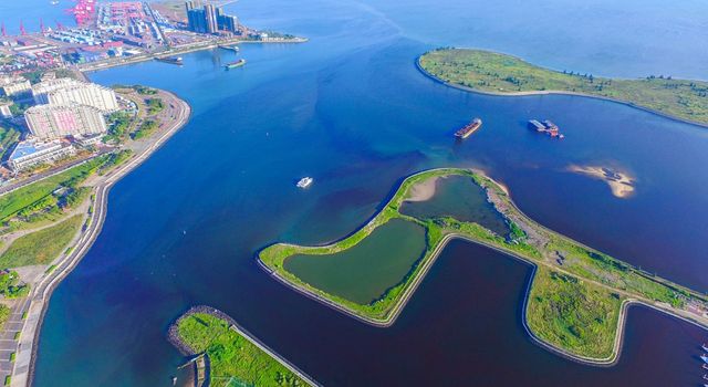 "花島島：神秘的島嶼，為何被譽為海上花園？"