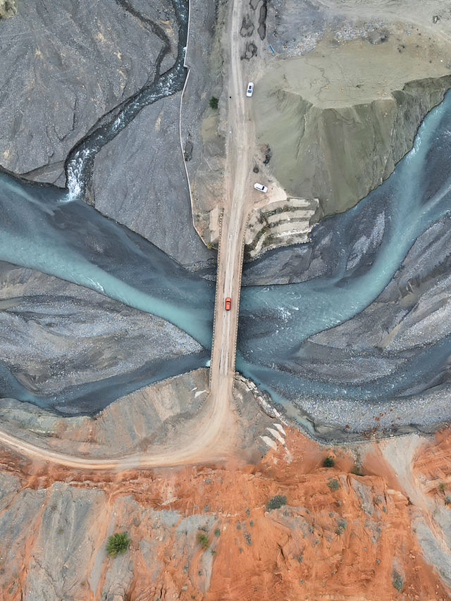 北疆：安集海大峽谷VS獨山子大峽谷
