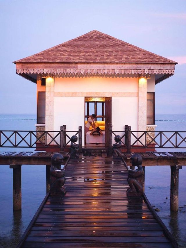 🌴🏖️ Cebu's Top Resorts: Ultimate Relaxation & Adventure 🌞🍹