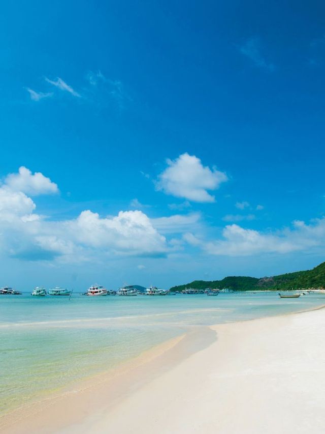 🌅🍾 Phu Quoc's Sunset Paradise: Salinda Resort 🏖️🌴