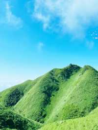 這裡既不是新疆，也不是武功山，是茂名三官山