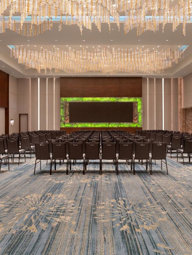 🌟 Manila Marvels: Westin's Luxe Comfort & Pet-Friendly Vibe 🐾