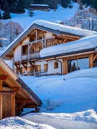 🌟 Megeve Marvels: Top Cozy Stays in France's Alps! 🏔️🛌
