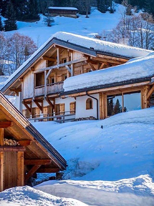 🌟 Megeve Marvels: Top Cozy Stays in France's Alps! 🏔️🛌