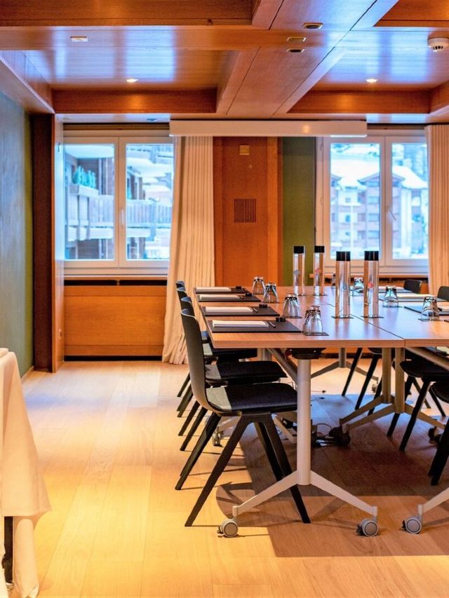 🏔️ Zermatt's Hidden Gem: Schweizerhof Hotel 🌟