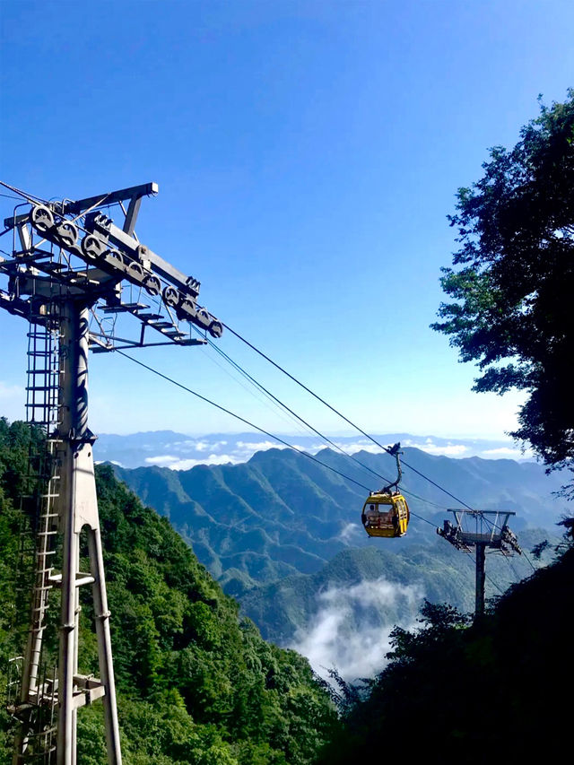 避開人群輕鬆爬山看景，買索道就免門票||