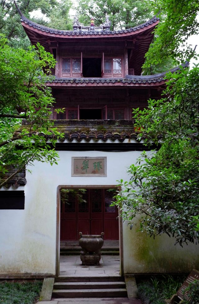 杭州虎跑泉。