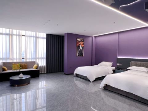 米美智能民宿｜於夢幻紫韻中享受奢適住宿。