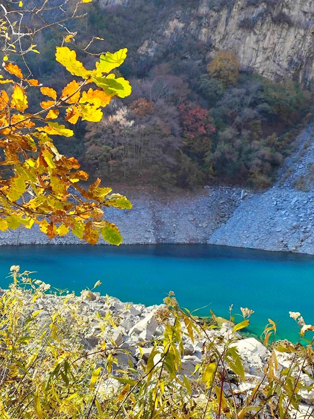 茂縣松坪溝，秋日美景未盡，初冬緊將至此