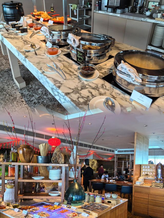 哥打京那巴魯萬豪酒店：沙巴之巔的奢華之旅